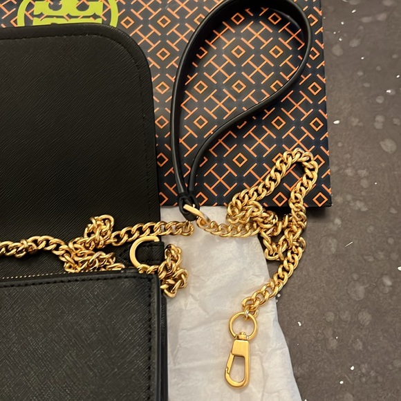 Tory Burch - Picture 4 of 5